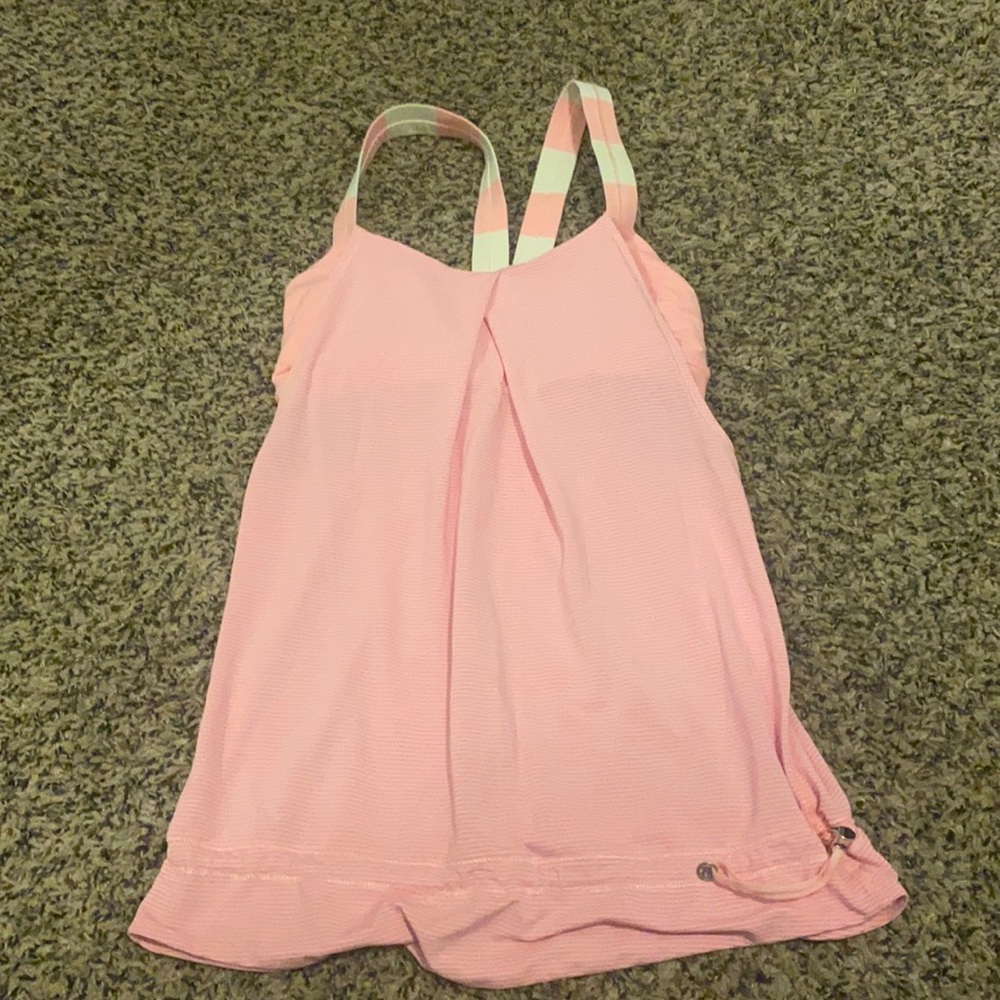 Lululemon workout tank